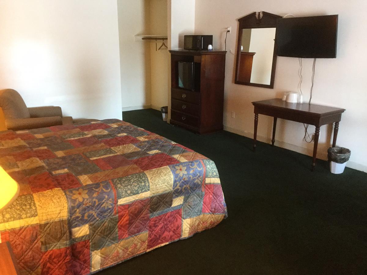 Budget Inn Ламбертон Екстер'єр фото